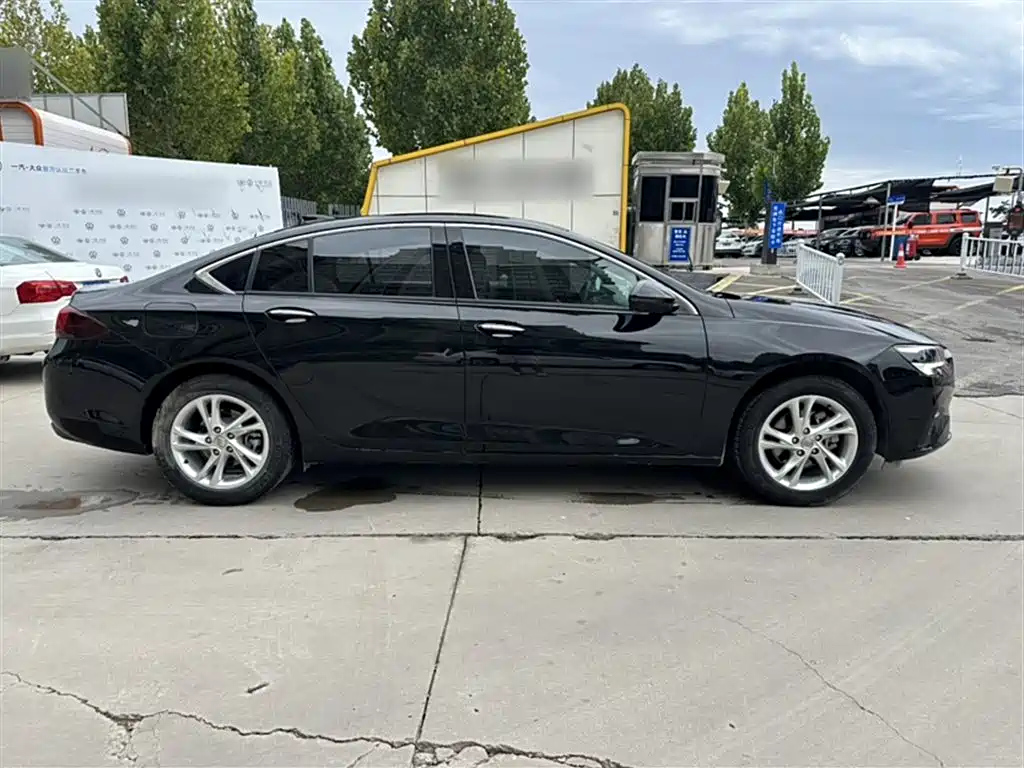 BUICK REGAL 2021