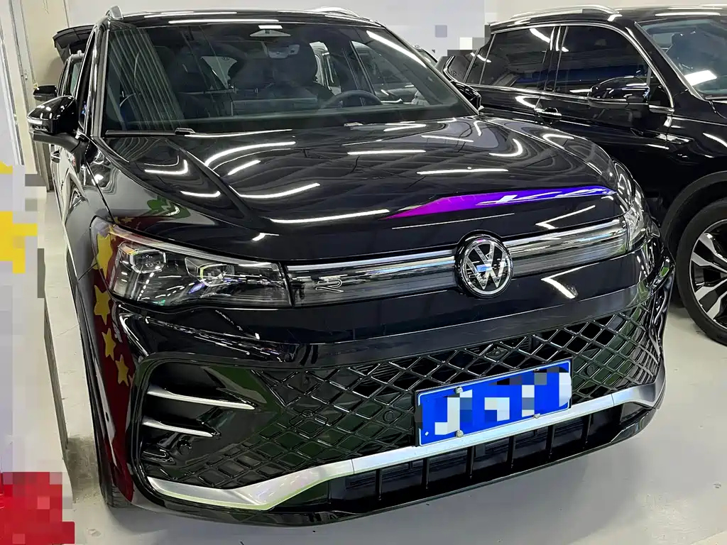 VOLKSWAGEN TIGUAN L 2025