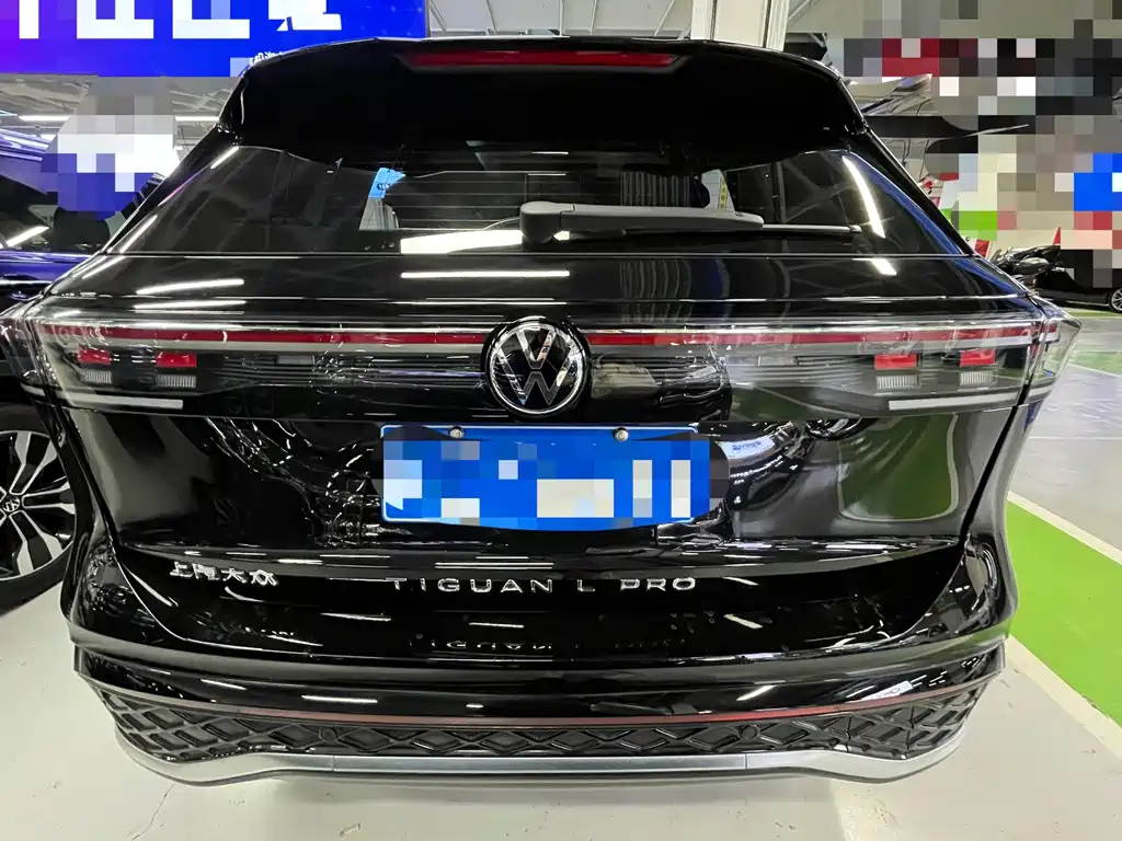 VOLKSWAGEN TIGUAN L 2025