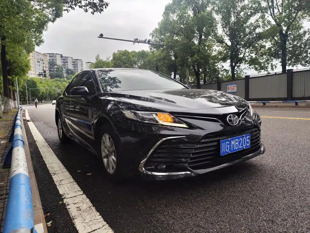 TOYOTA CAMRY 2022
