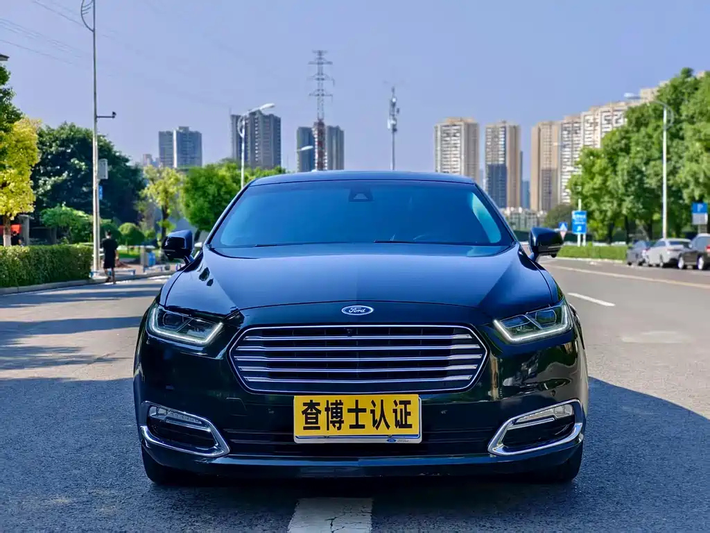 FORD TAURUS 2017