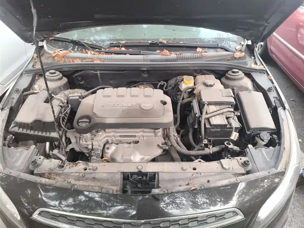 CHEVROLET CRUZE 2016