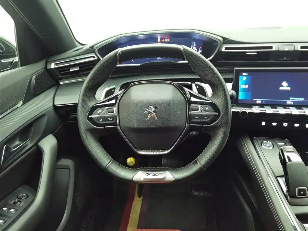 PEUGEOT 508 2021