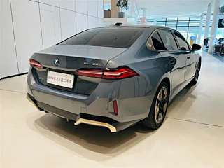 BMW I5 2024 YEAR EDRIVE 35L M SPORTS SUIT 2024