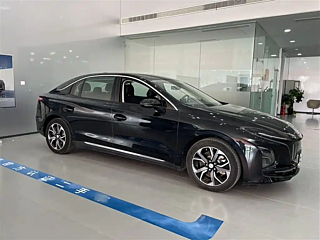 HONGQI E-QM5  2021 YEAR   EDITION 2021