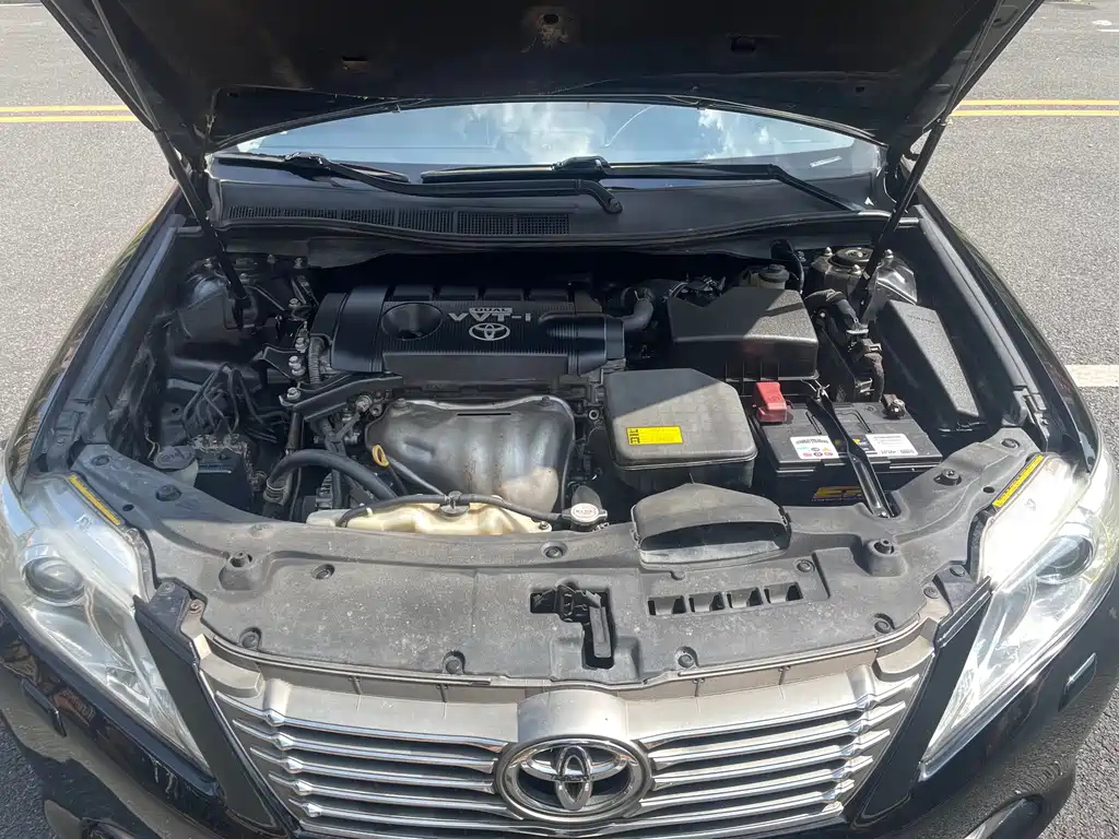 TOYOTA CAMRY 2012