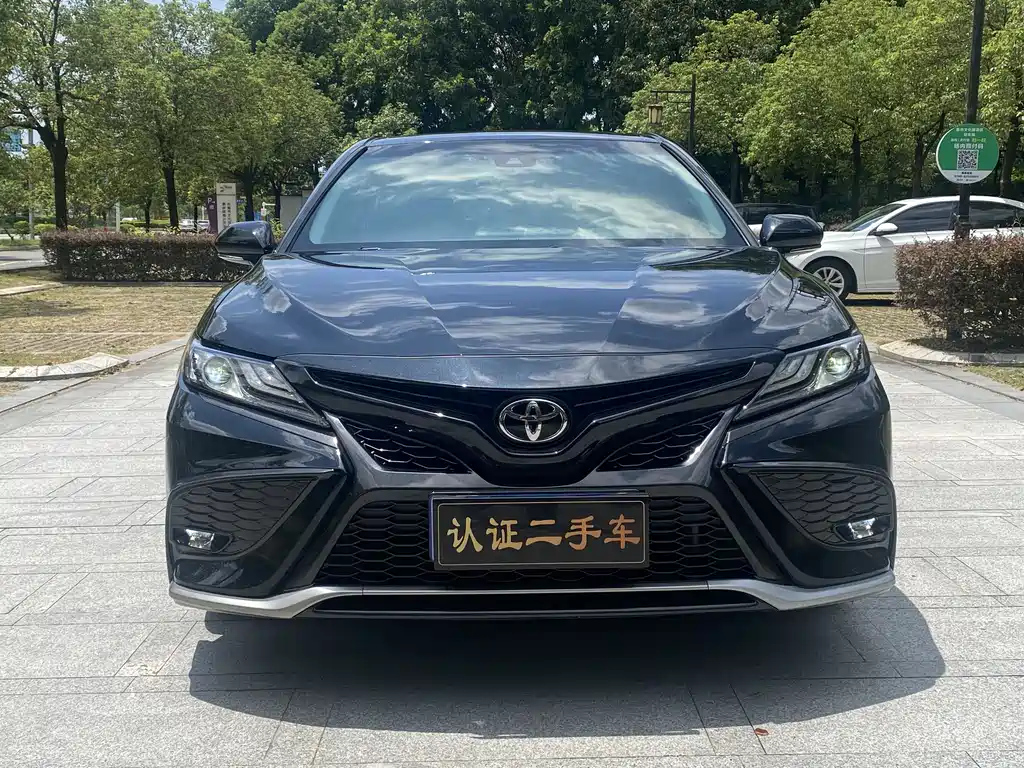 TOYOTA CAMRY 2022