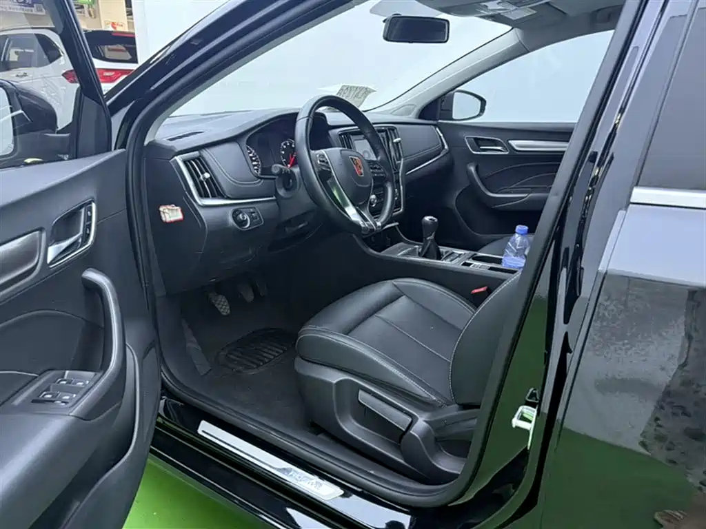 ROEWE I6 2017
