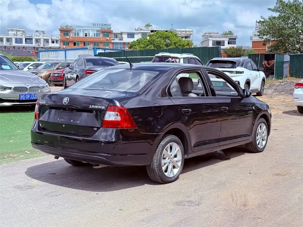 SKODA RAPID 2016