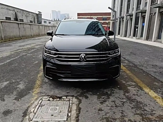 VOLKSWAGEN TIGUAN L 2023