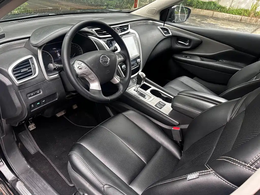 NISSAN MURANO 2019