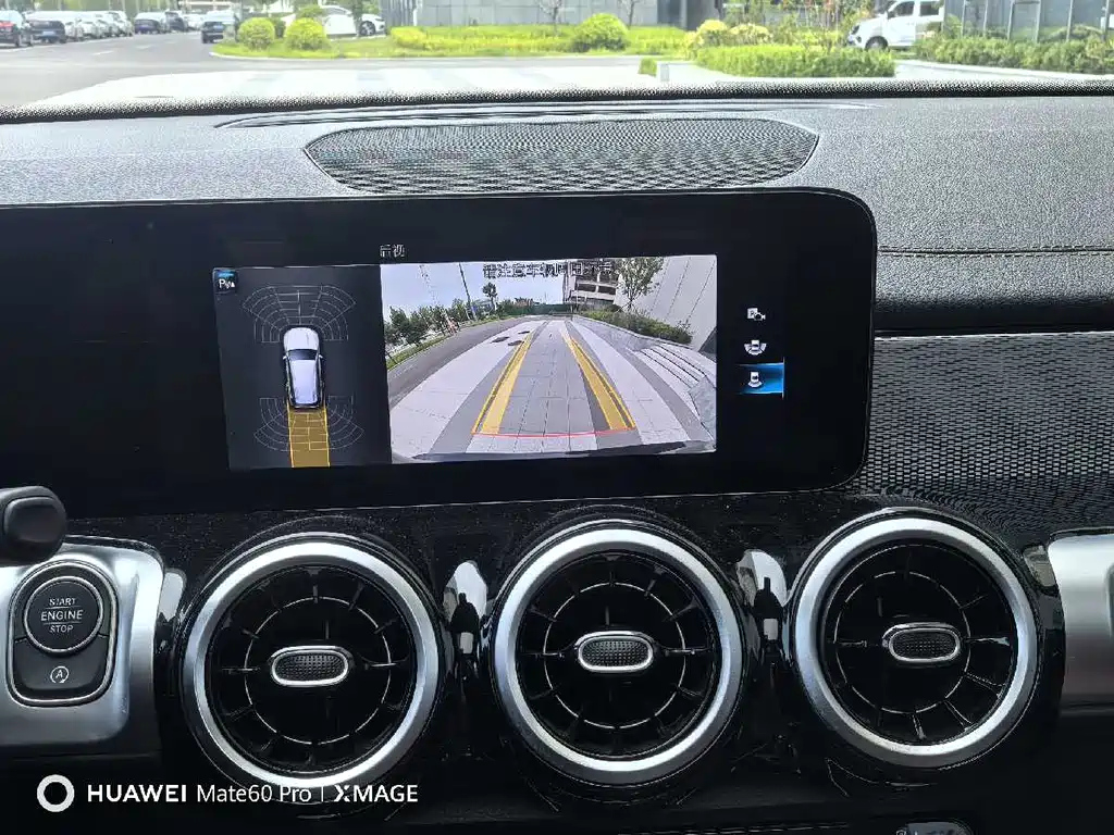 MERCEDES BENZ GLB 2022