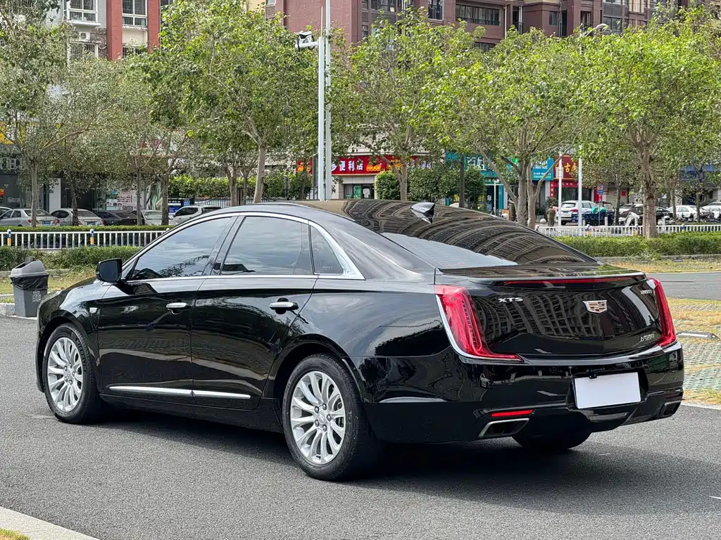 CADILLAC XTS 2018