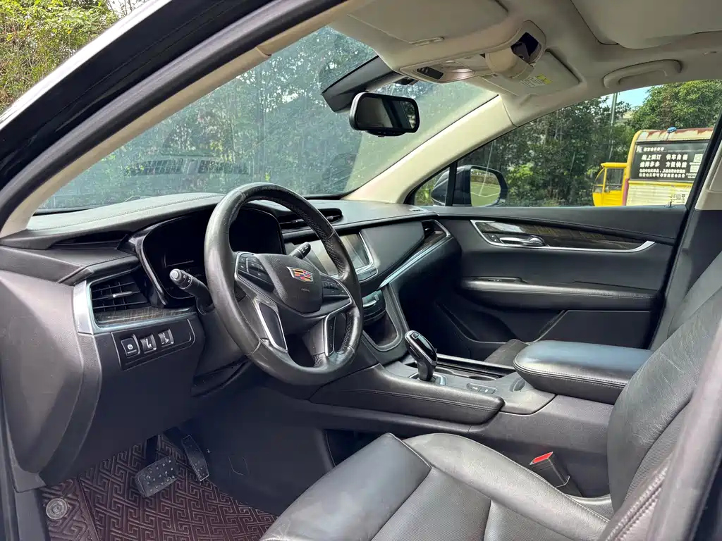 CADILLAC XT5 2016