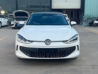VOLKSWAGEN LAMANDO 2022