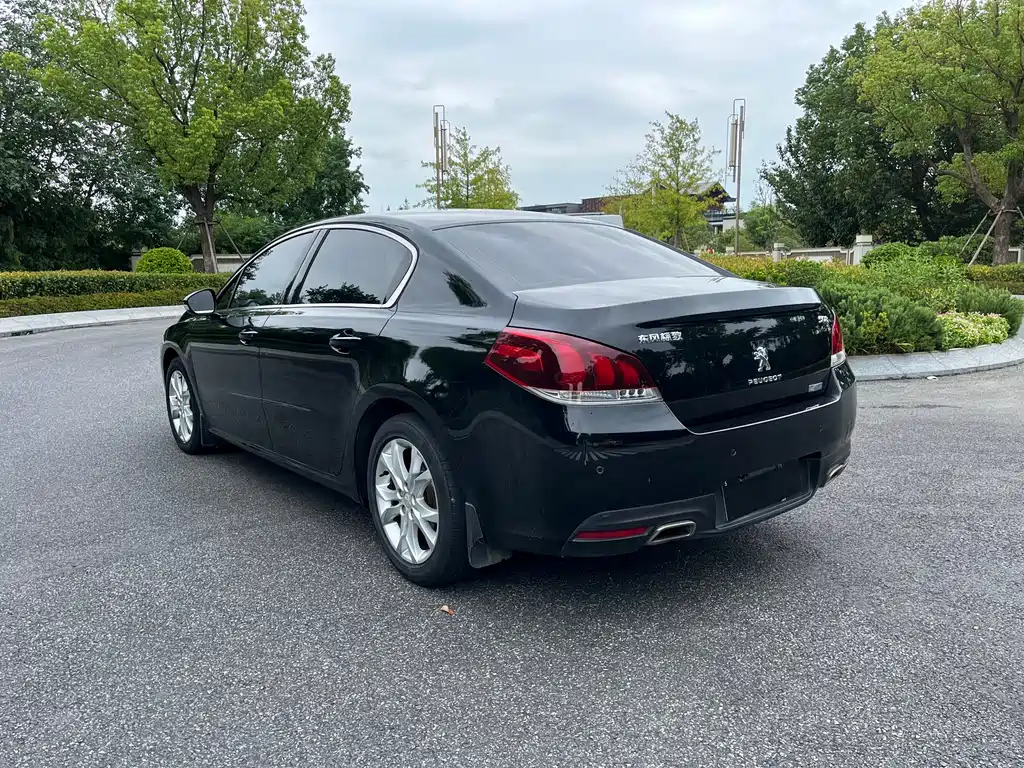 PEUGEOT 508 2015