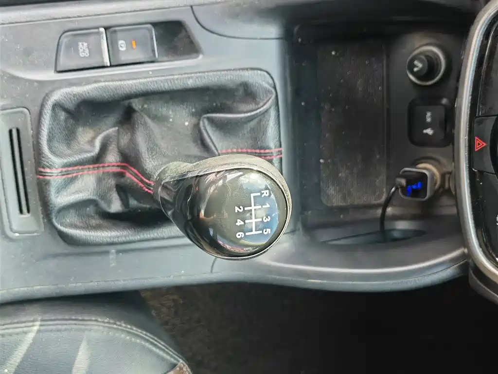 CHANGAN CS75 2015