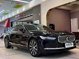 VOLVO S90  2025