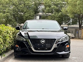 NISSAN TEANA 2022