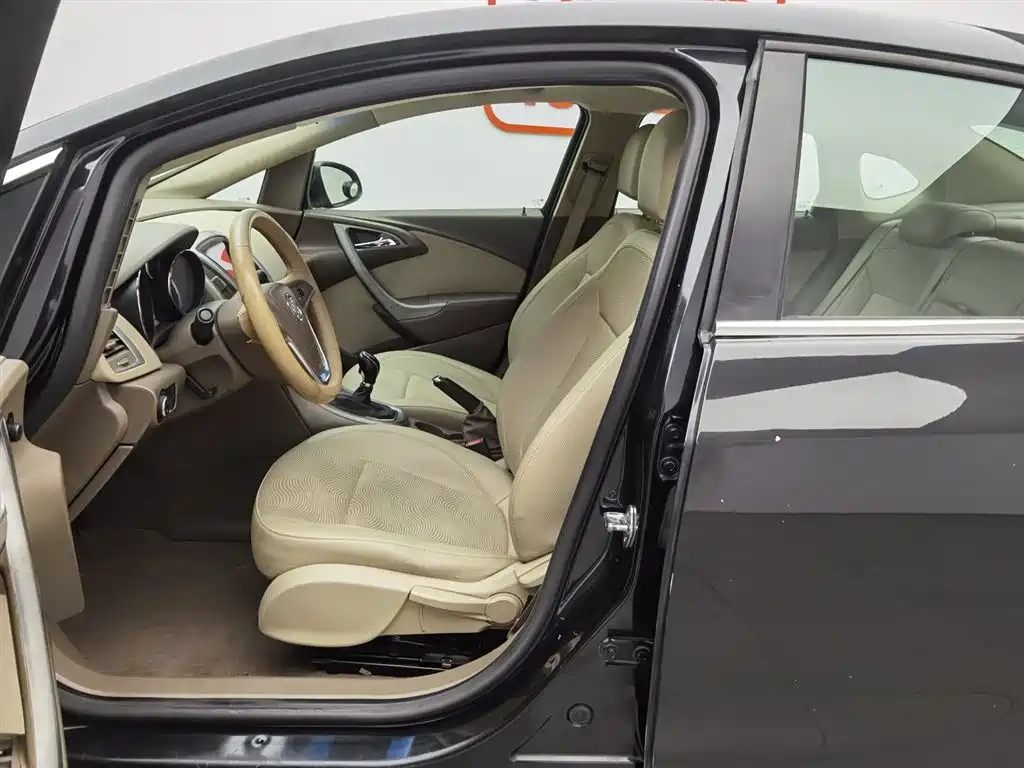 BUICK EXCELLE 2014