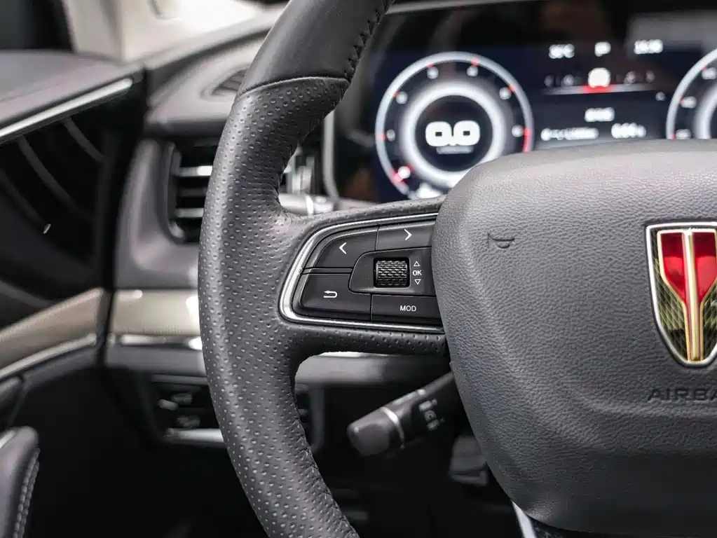 HONGQI HS5 2022