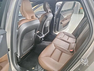 VOLVO V90  2021 YEAR CROSS COUNTRY B5 AWD &#26234;&#36828; EDITION 2021