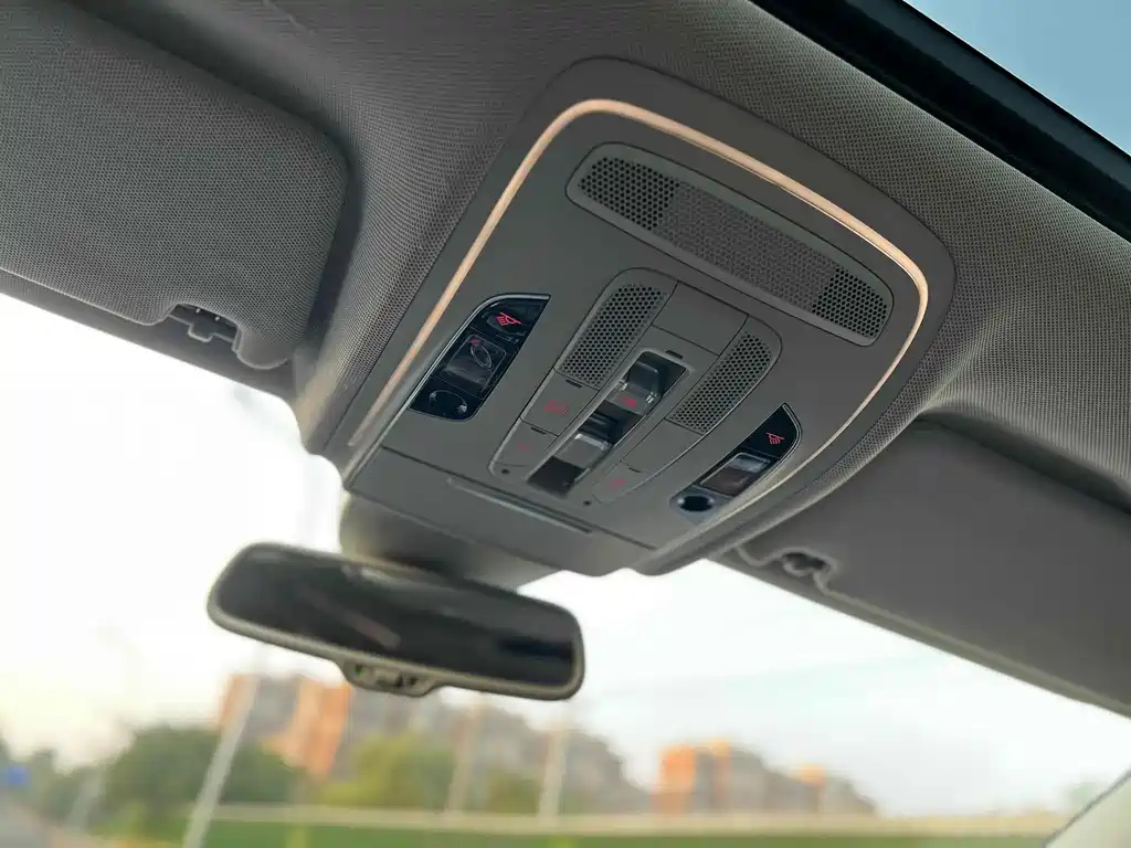 AUDI A8 2014