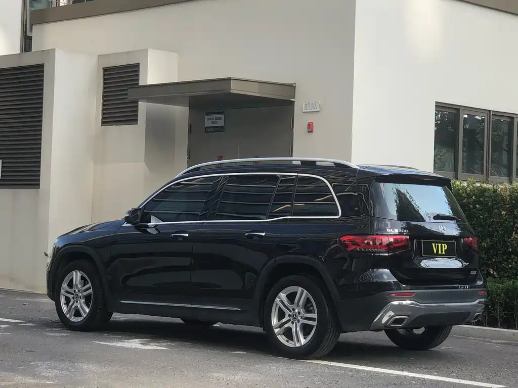 MERCEDES BENZ GLB 2022