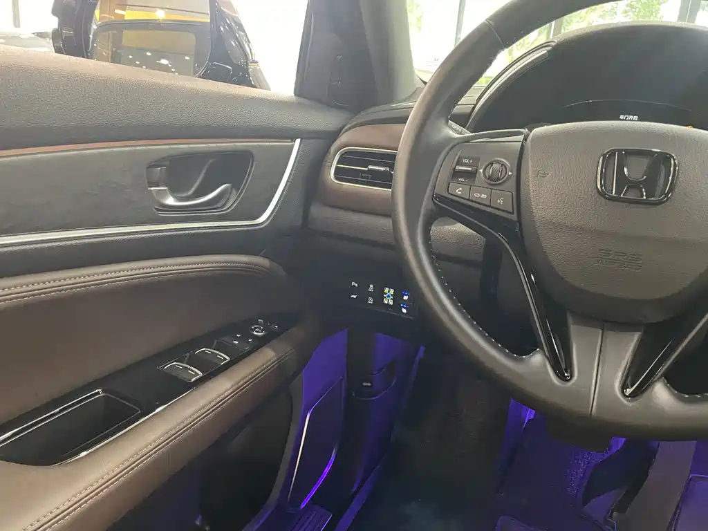 HONDA UR-V 2023