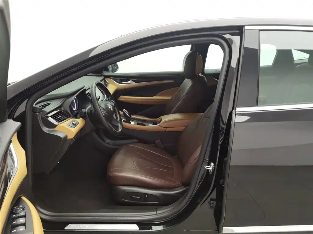 BUICK LACROSSE 2018
