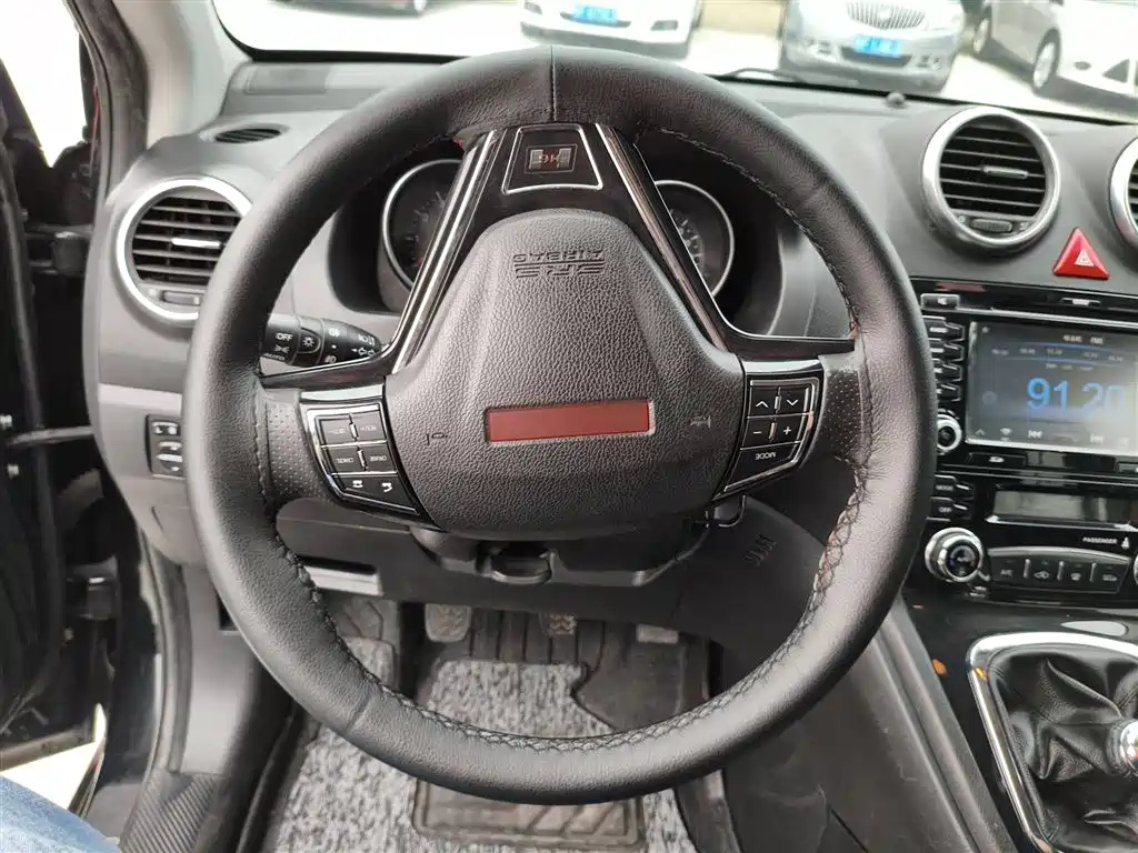 HAVAL H6 2015
