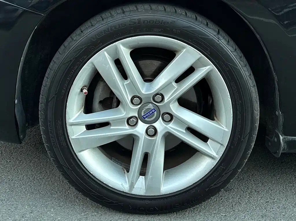 VOLVO S60 2014