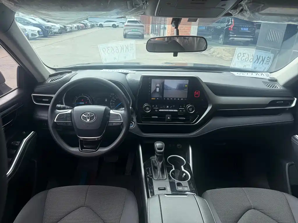 TOYOTA HIGHLANDER 2022
