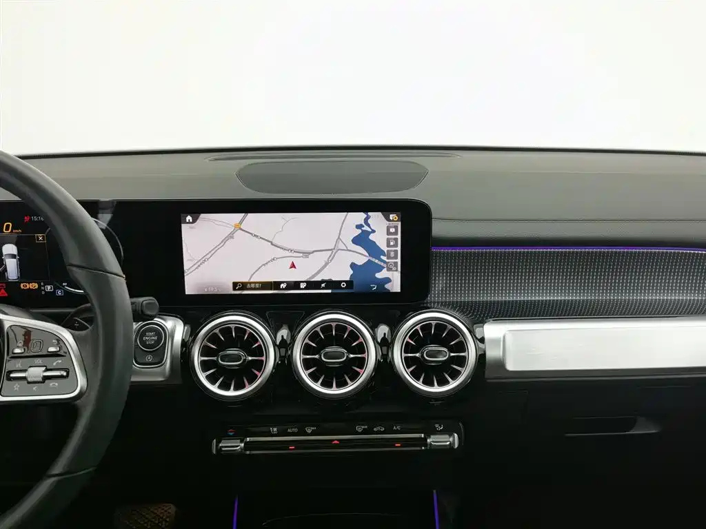 MERCEDES BENZ GLB 2022