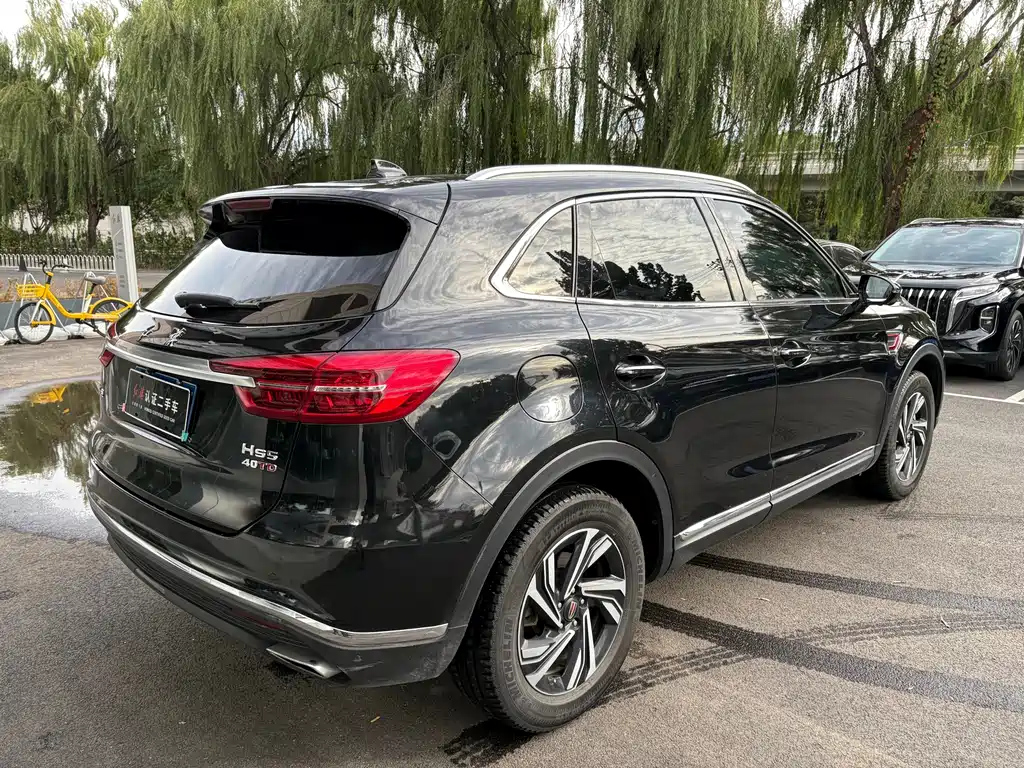 HONGQI HS5 2023