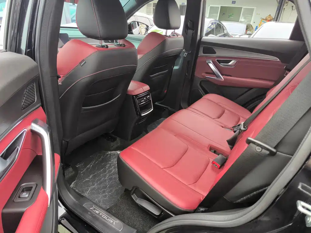 JETOUR X70 PLUS 2021