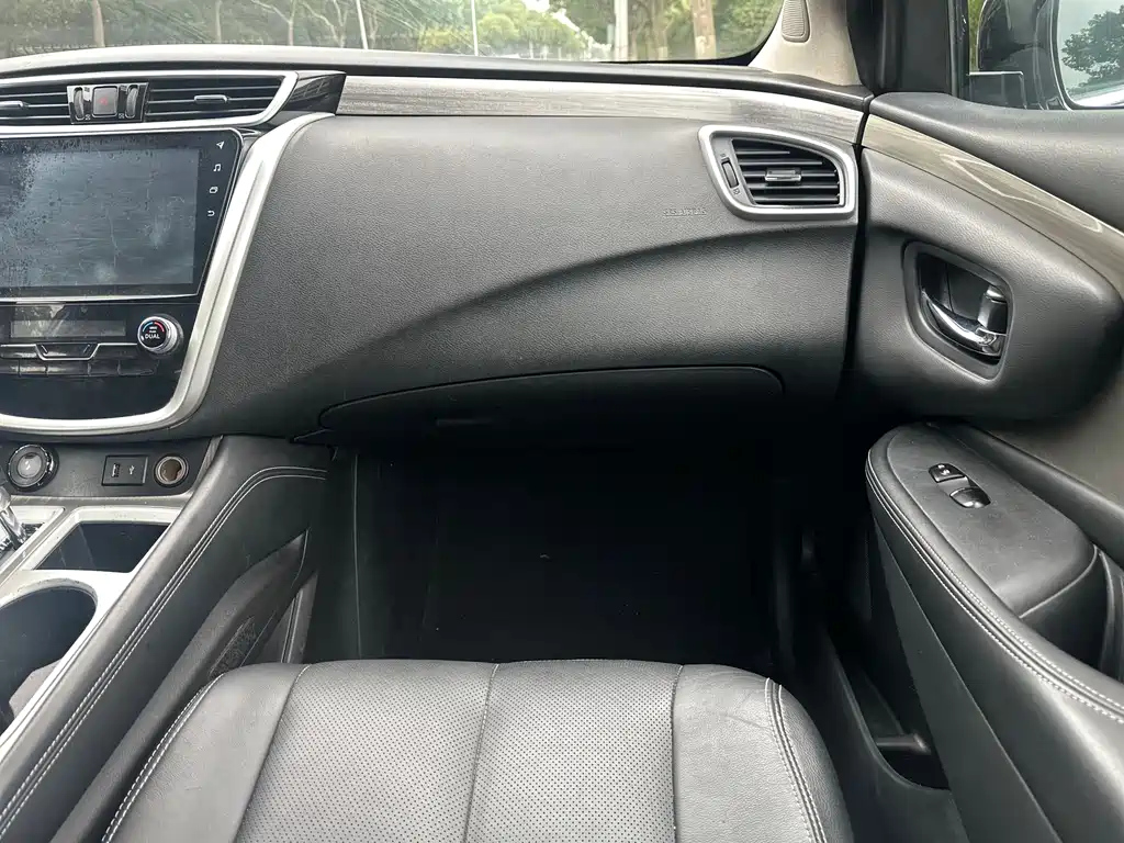 NISSAN MURANO 2019