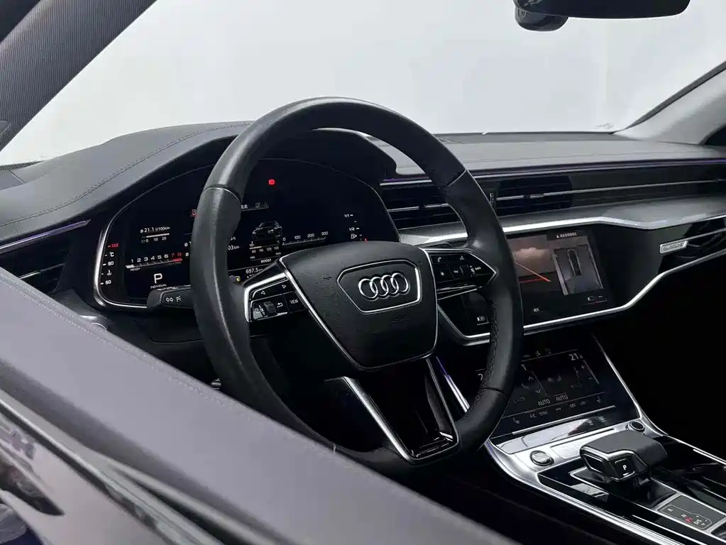 AUDI A7 2021