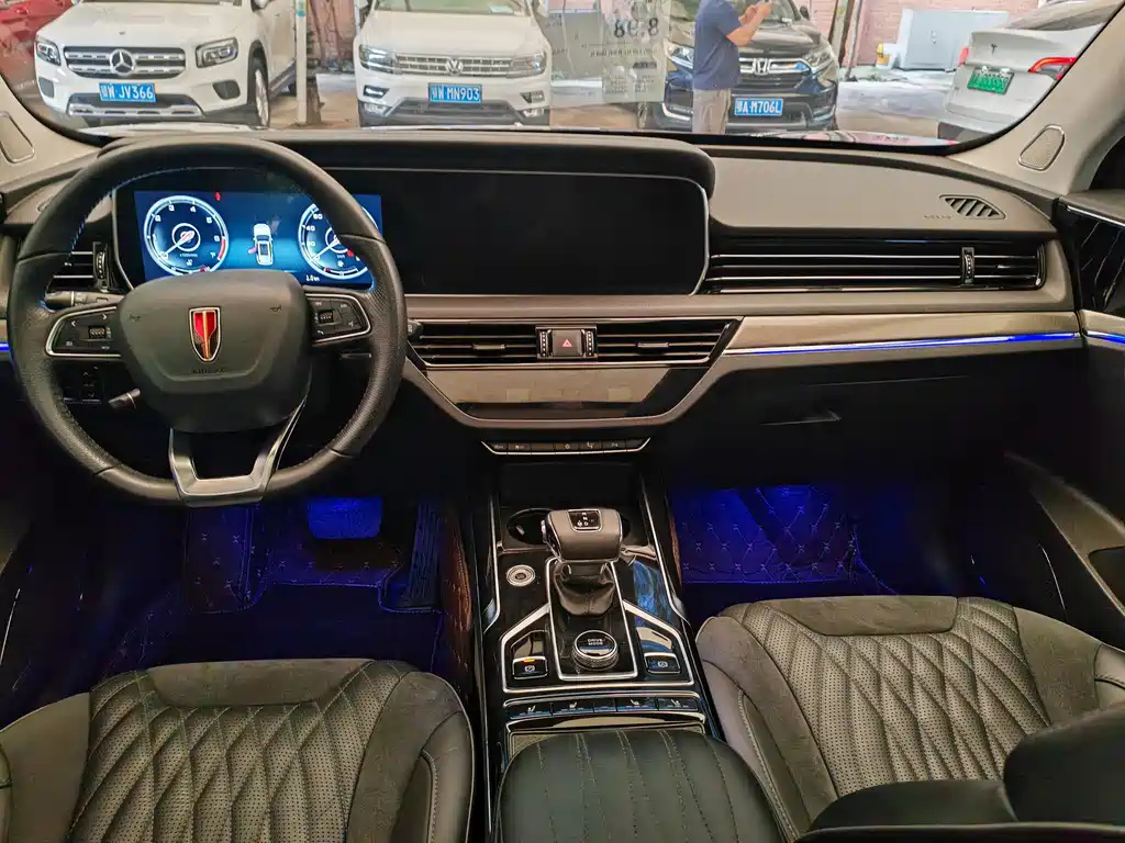 HONGQI HS5 2022