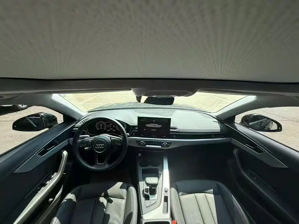 AUDI A4 IMPORT 2021