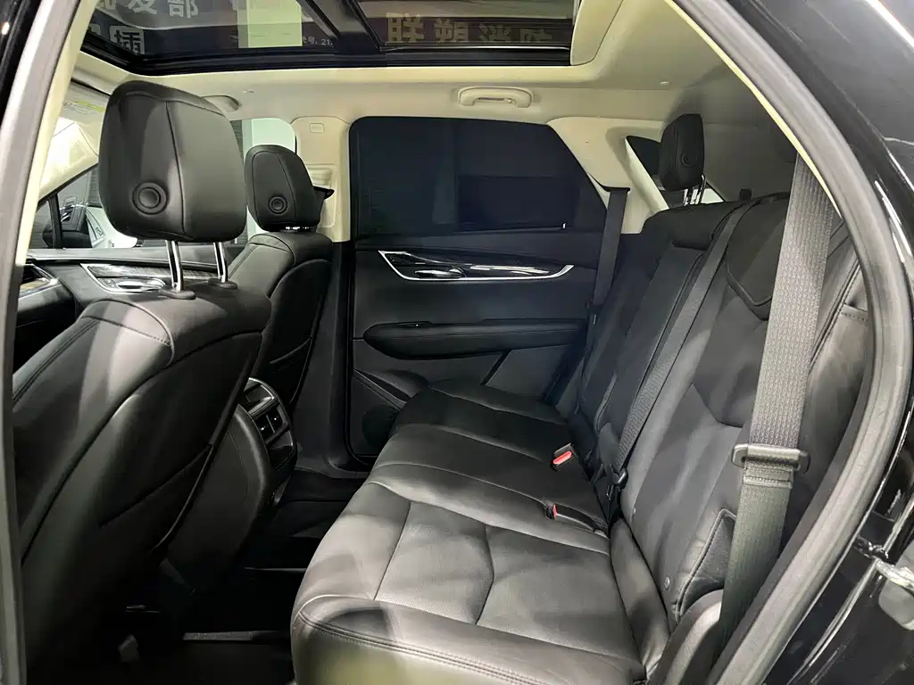 CADILLAC XT5 2016