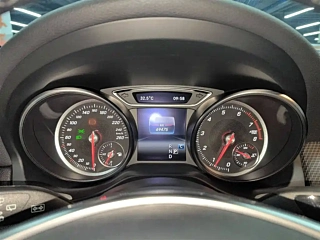 MERCEDES BENZ GLA  2019 YEAR GLA 200 FASHION 2019