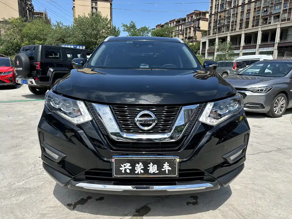 NISSAN X-TRAIL 2023