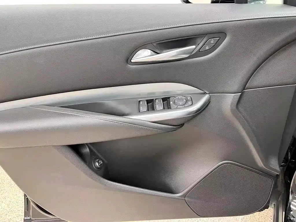 CADILLAC XT4 2021