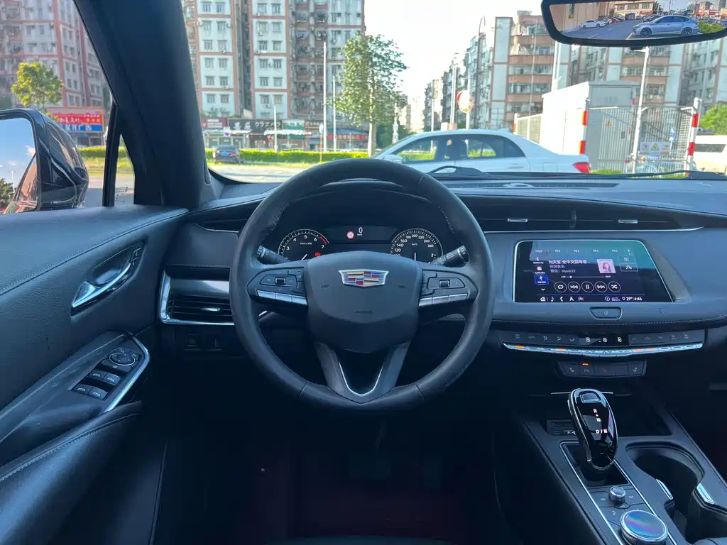 CADILLAC XT4 2020