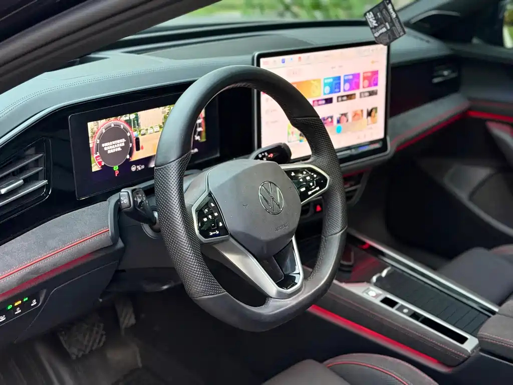 VOLKSWAGEN MAGOTAN 2024