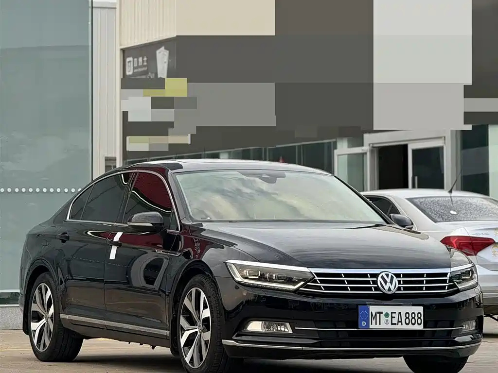 VOLKSWAGEN MAGOTAN 2017