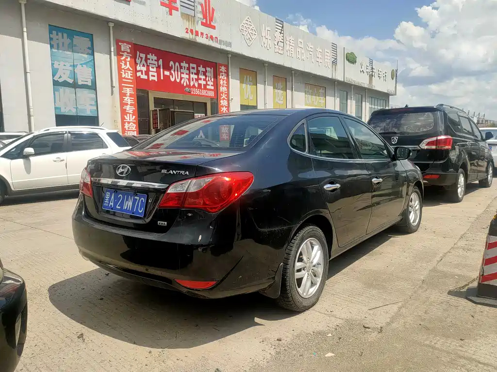 HYUNDAI CELESTA 2011