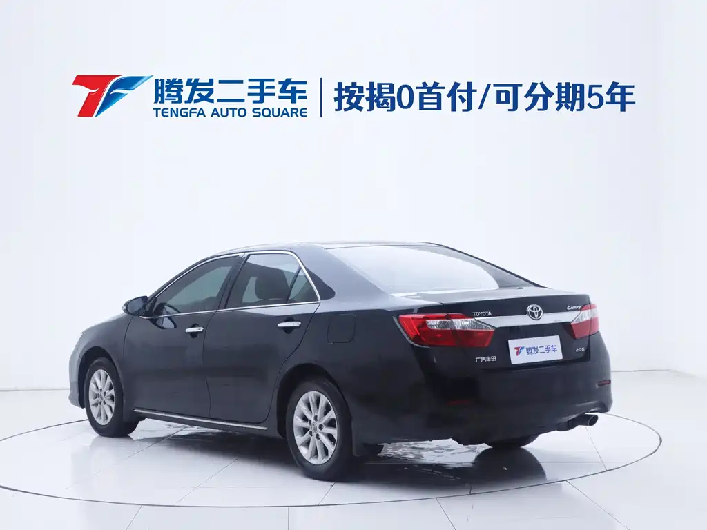 TOYOTA CAMRY 2015