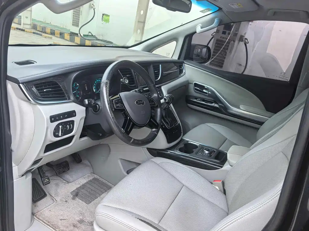 JAC REFINE M6 2018